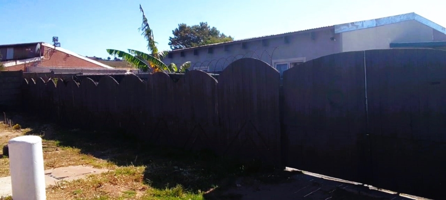 3 Bedroom Property for Sale in Louwville Western Cape